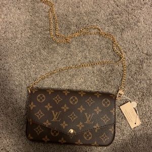 Louis Vuitton clutch